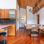 Dolomite View Loft Apartamento *